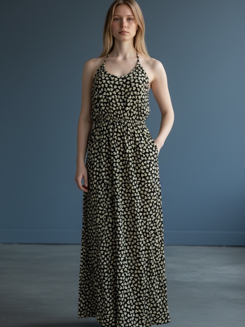 dina be Black Maxi Dress with Cream Heart Print- Size Small